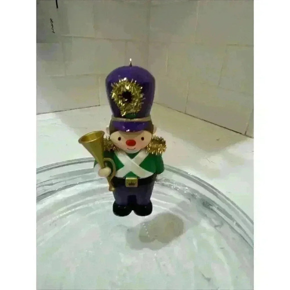 Hallmark Keepsake Christmas Ornament - A Trumpeting Thank You - 2021 - MIB - Picture 2 of 13